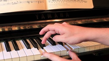 Introduction to Music Theory, Part 2, Major and Minor chords, and the Major scale