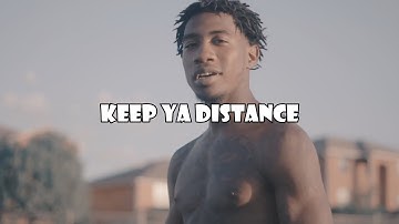 Lowkey Sace - Keep Ya Distance (Official Music Video) [1041 Premieres 👨🏾‍💻]