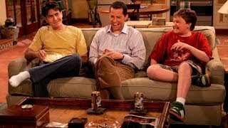 Two and a Half men Best Hilarious Bloopers (Behind the scenes!)
