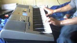 Level 42 Lessons in Love - Yamaha E403 Keyboard