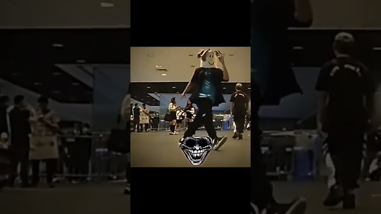 3 uwu girl vs bacón 