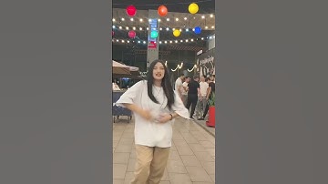 Thumbnail of Best Tiktok, La Mamá de la Mamá (feat. El Cherry Scom) #dance #foryou #fyp