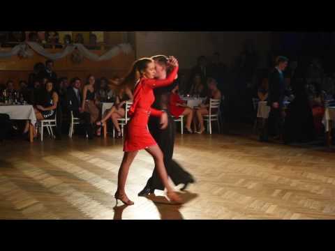 Video: Na Aké Odvetvia Sa Delia Moderné Latinskoamerické Tance?