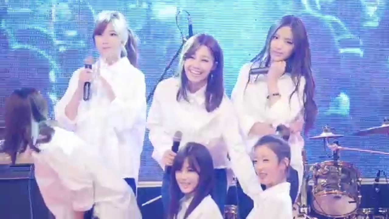 141111 상지대 대동제 - 러블리 데이(Lovely Day) Apink_정은지 직캠
