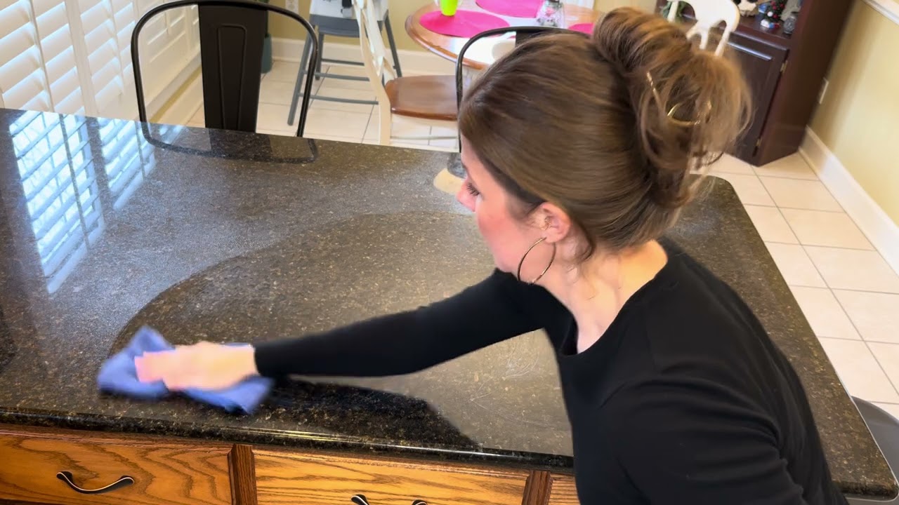 Weiman Granite and Stone Cleaner 3-in-1 Overview | My Thoughts  