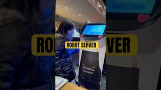 ROBOT SERVER AT MAKIMONO JAPANESE RESTAURANT / Sophia Isabelle's World #makimono #robotserver