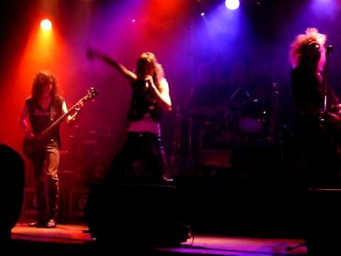 Rockin'In the city-GUNNER en The Roxy (Glamnation) - YouTube