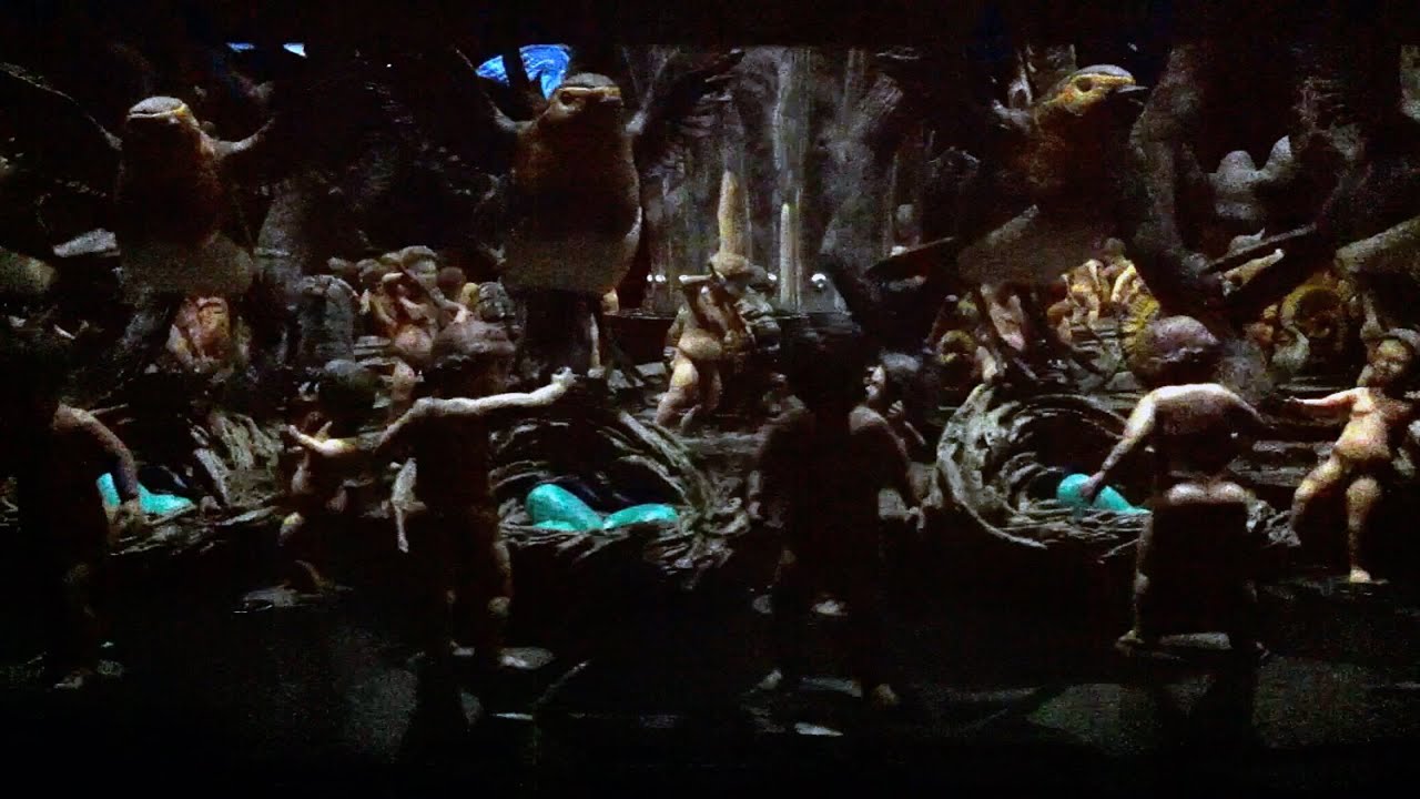 Matt Collishaw - Garden of Unearthly Delights - 3D ZOETROPE