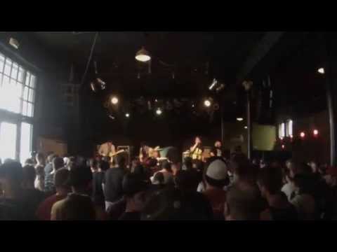 Vagrants - Fangs live 5.16.2015