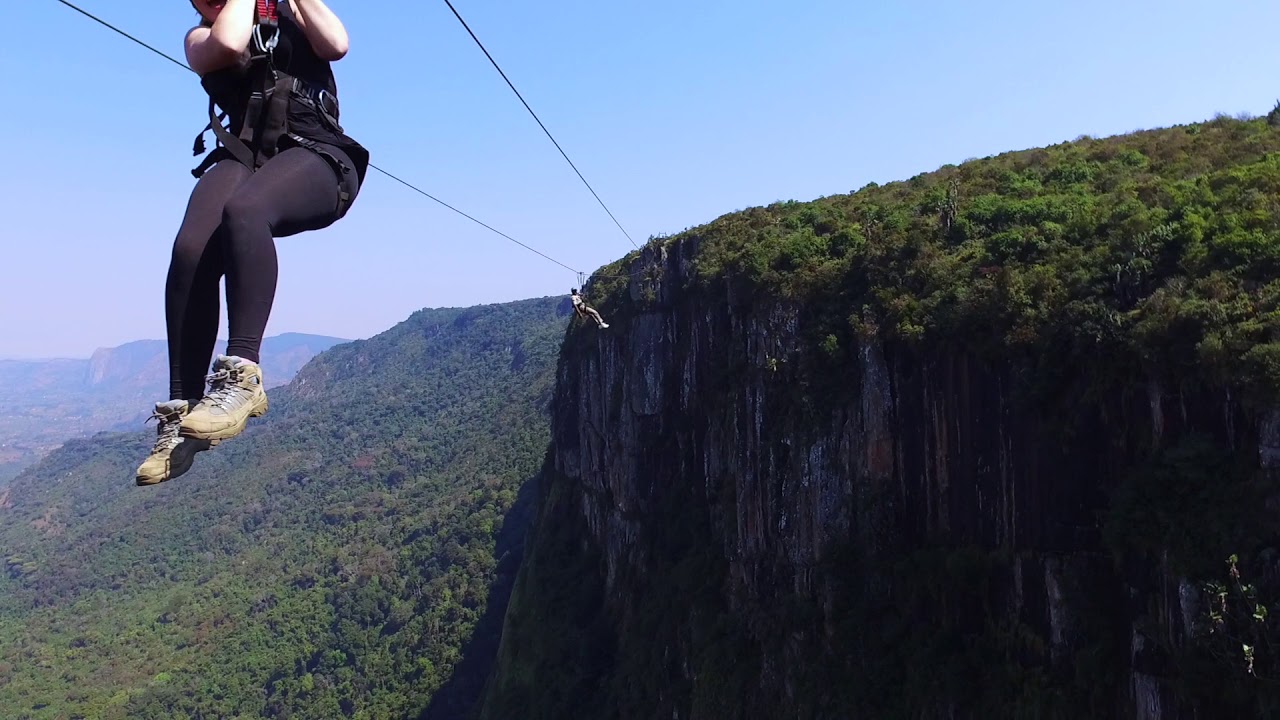 The skywalk at Mutarazi Falls YouTube