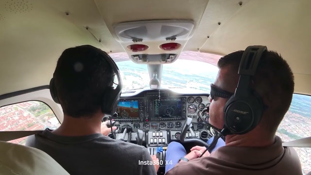 Tecnam P2006T approach and TGL at SDCO airport.