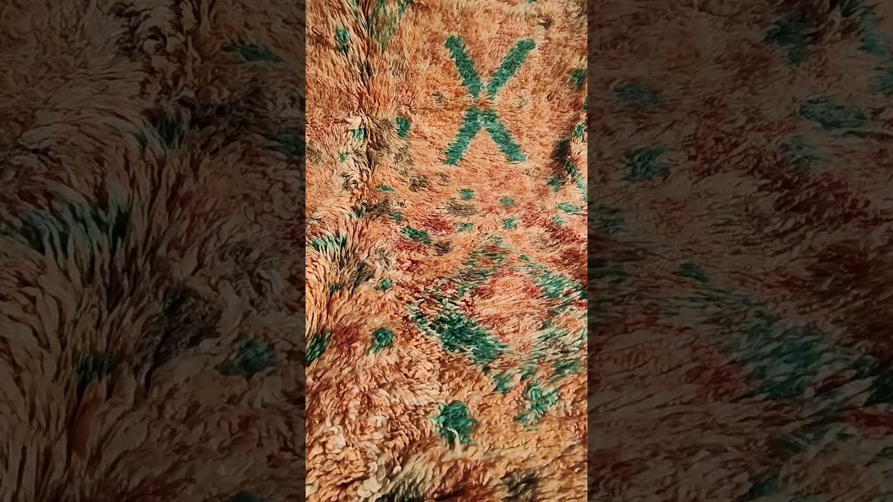 Authentic Vintage Moroccan Rug – Handcrafted Design for Your Space