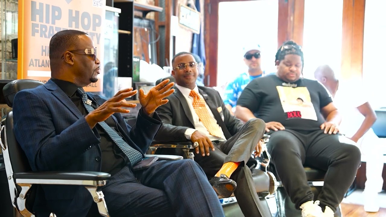 «ЖЕНЩИНА ХОЧЕТ, ЧТОБЫ МУЖЧИНА РУКОВОДИЛ». ПИМПИН КЕН РАССКАЖЕТ, ПОЧЕМУ ВАЖНО ИМЕТЬ МУЖЧИНУ В ДОМЕ