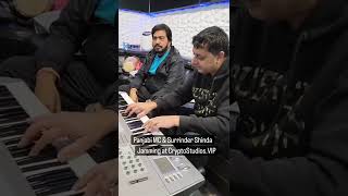 Download Lagu Surinder Shinda  \u0026 Panjabi MC Back In The Studio MP3