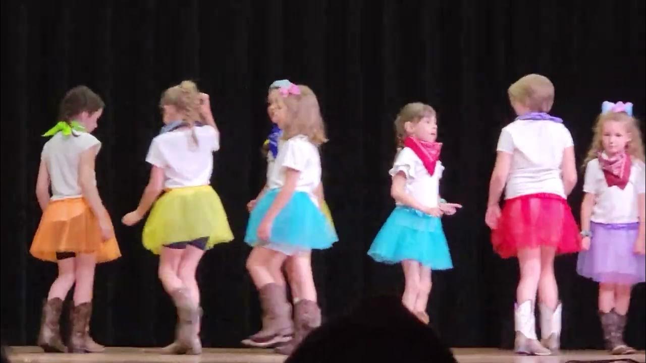 Ridglea hills elementary 1st grade talent show 2022 YouTube