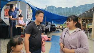 While taking his child to a festival, Luyen ran into the young woman he had once helped.