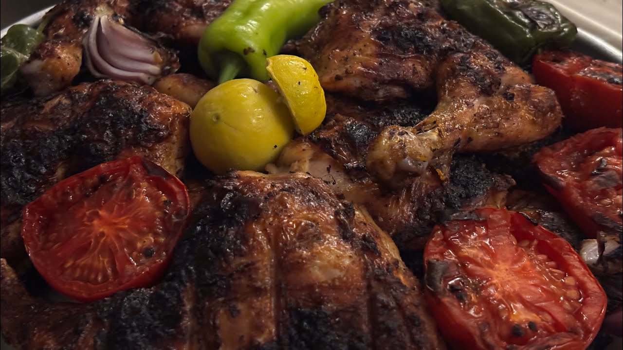 احلي فراخ مشوية علي الفحم واحلي تتبيله فراخ للشوي تنافس المطاعم 👍🏻💯😋 #فراخ_مشويه #تتبيلة_الفراخ_