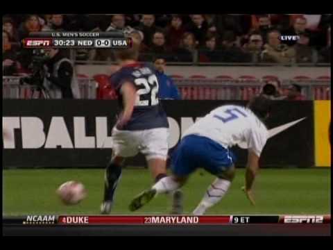 Stuart Holden injury vs Holland (3-3-2010)