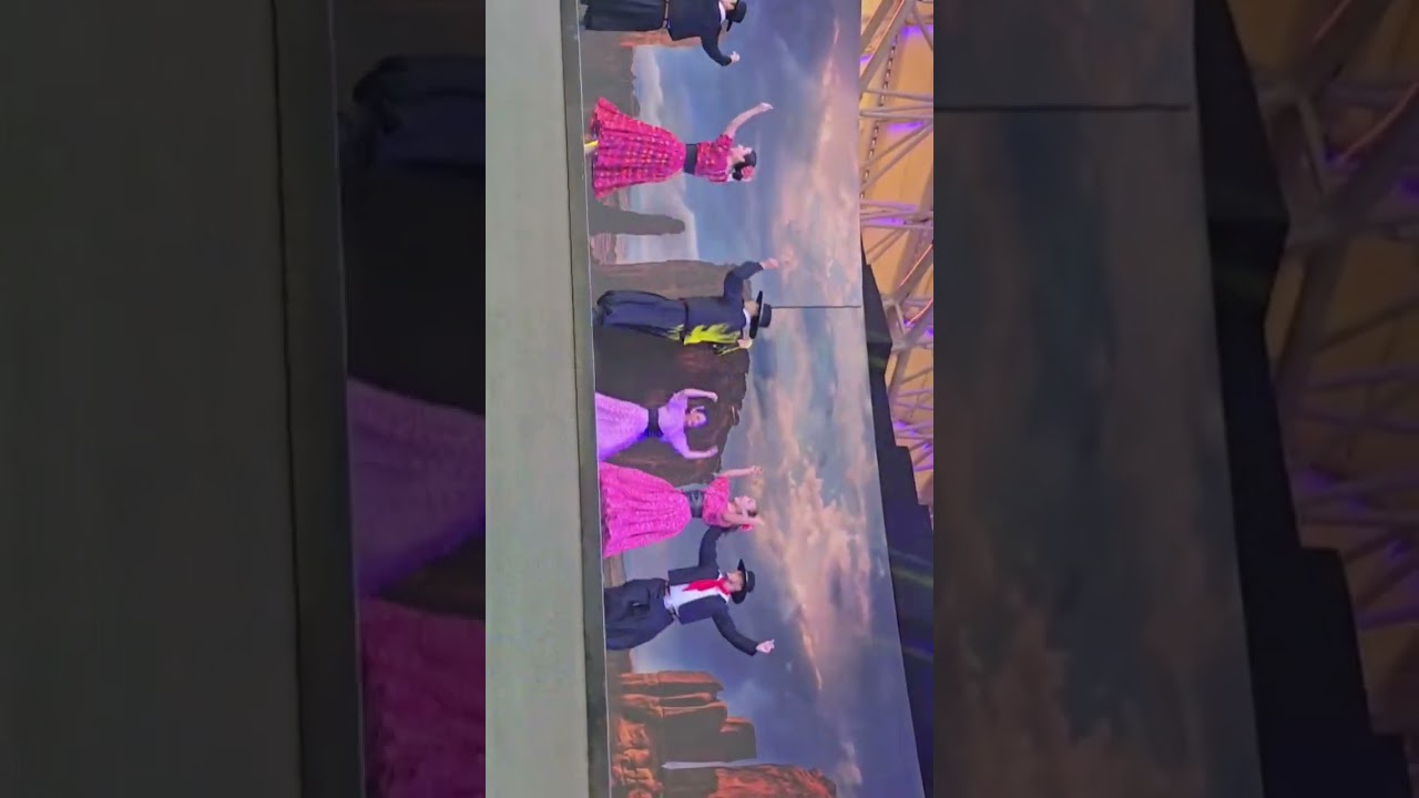 فلوق القرية العالمية🇦🇪.