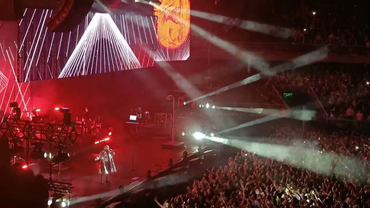 PET SHOP BOYS LIVE CHILE 2023 l IT'S A SIN I MOVISTAR ARENA