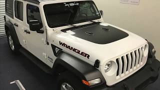 Decal Installation jeep life vinyl on Jeep JL wrangler fender windshield Signs4trucks2go Video n21