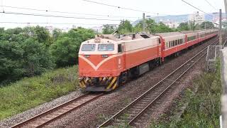 2022年5月17日，E230牽引511次莒光號南下，經過大甲南。