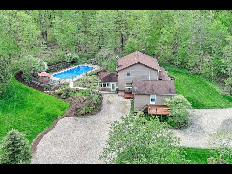 1540 Roundtop Rd, Lewisberry, PA home video tour