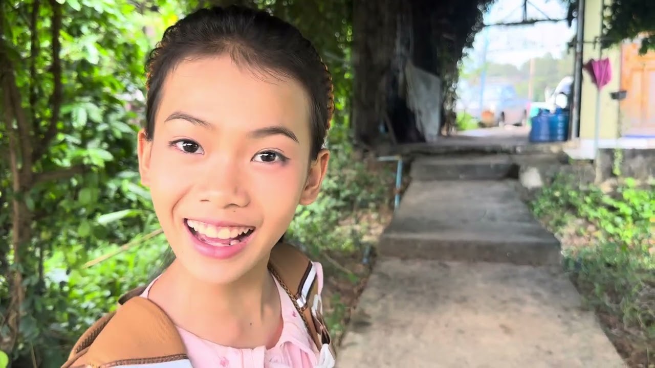 เป็นการแยกทางครั้งแรกในชีวิตคู่ 17 ปี ที่พ่อภูกับแม่ผึ้งไม่เคยแยกหรือห่างกันเลย