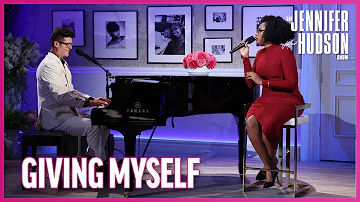 Robin Thicke and Jennifer Hudson Perform ‘Giving Myself’ 15 Years Later