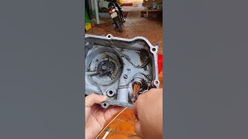 Nhớt cháy trong lốc máy và cách làm sạch