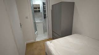 Ensuite room to rent edwin street E16 1qa London