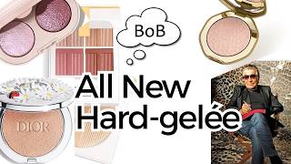 NEW Hard gelée releases Spring-Summer 2026! Tom Ford duos, Kiko Just Cavalli and more!
Products mentioned + affiliate links:
TOM FORD | Soleil Glow Highlighter:
- at blue mercury: https://go.shopmy.us/p-57815943
- at Sephora US: https://go.shopmy.us/p-57815946
TOM FORD BEAUTY | Soleil Eye Color Quad Lumière Eyeshadow:
- at blue mercury: https://go.shopmy.us/p-57815950
- at Sephora US: https://go.shopmy.us/p-57815974
- at Bergdorf: https://go.shopmy.us/p-57815966
DIOR Forever Glow Luminizer - Limited edition:
- at Dior: https://go.shopmy.us/p-57816158
SHEGLAM Prismalight Baked Gelee Eyeshadow Duo-Prism Echo: https://go.shopmy.us/p-54681963
KIKO Hue Ready: https://go.shopmy.us/p-57816235
KIKO Just Cavalli: https://go.shopmy.us/p-57816293
My Playlist about Hard-gelée formula: https://youtube.com/playlist?list=PL_9F9MJy0VirRgL13UOwzCMmWQ6RbIyb7&si=5Hy6xta6bCKaEtZU
Instagram accounts for pic credit:
- https://www.instagram.com/wz beauty?igsh=ZG1yOW8xMjY4ZWYy
- https://www.instagram.com/glamjunkiescom?igsh=MWY0NGIwOXJhd3J3ZA
My Vinted page:
https://www.vinted.it/member/117061456-makeupcollector NEW Hard gelée releases Spring-Summer 2026! Tom Ford duos, Kiko Just Cavalli and more!