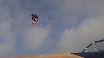 Skater XL The Big Ramp Nollie 360 Inward Heelflip