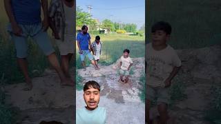 A disabled duckling helps his cat friend💚#DuckRescue #CuteAnimal #AnimalRescue😃😗😙😙😙