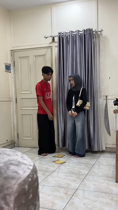 Download lagu Adam got pranked by Syifa by breaking the play button #shorts #comedy #funny