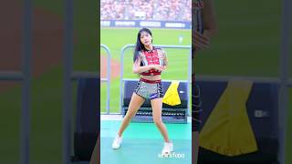 " 자꾸 보게되는 그녀 마성의 매력 "