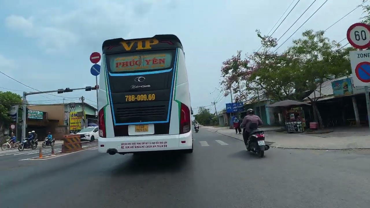 목바이 갈때랑 다르게 시냇길로갓는데 왜이렇게 막히는겨 | 목바이 국경 - 호치민 | clip 2 #오토바이투어 #오토바이 #투어라이딩 #osmoaction6 #베트남 