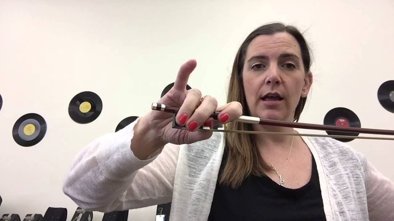 How to hold the bow... BOW HOLD - YouTube