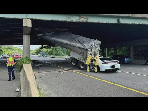 Collision on I-495