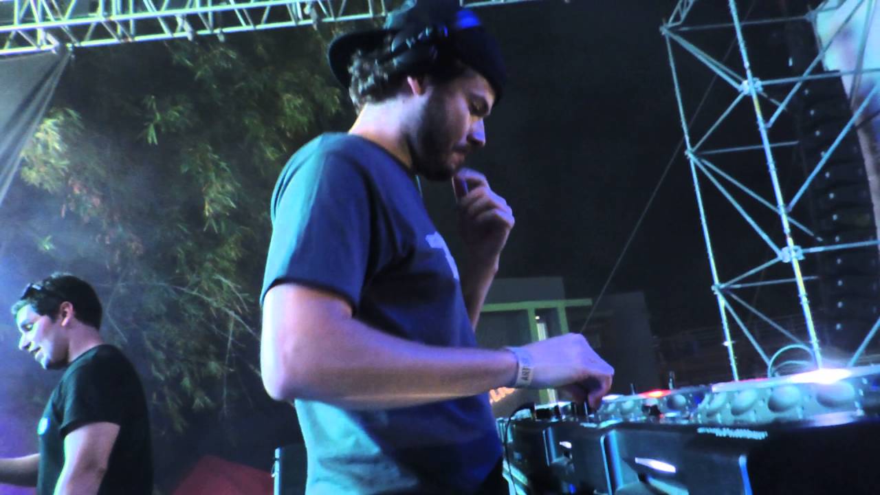 LoHi Stereo @ WTF (WE THE FUTURE FESTIVAL Puerto Rico 2016)