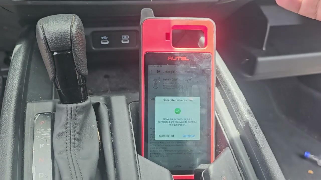 Утеря всех ключей Honda Accord 2025 года с помощью KM100 и универсального смарт-ключа