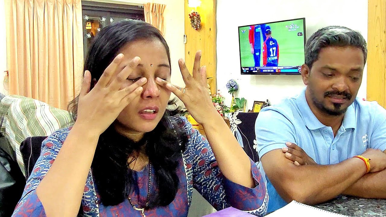 Got Emotional😞 | Most Requested Vlog Our Wedding Album | #goanvlogger #konkani