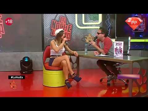 Xoana Gonzalez en Cruce de Piernas