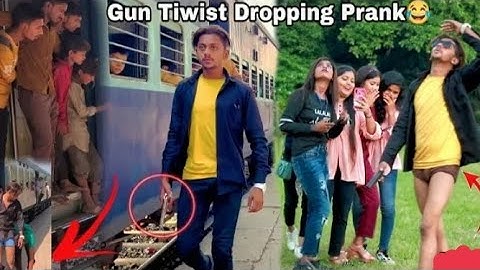 Gun Tiwist Dropping Pants 😂 Prank In Public 2022 [ Epic Reaction ] Best Funny Prank ! Ritik Jaiswal