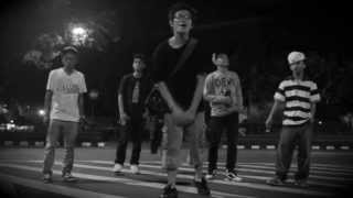 Kenangan Kita - Will'Wolf', RoveL'G, D Dese, Sammy'Cobra', Poetra Morodochu [Official Music Video]