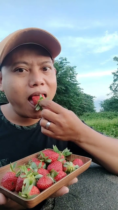 Strawberry Lokal Super Jumbo