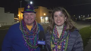 Meteorologist Jeff Gerber, Reporter Simona Barca won big on beads along Magnolia Street Saturday