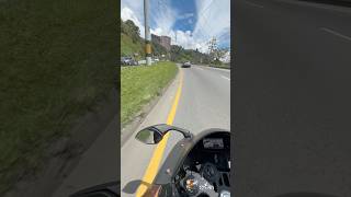 Yamaha R1 sonido #yzfr1 #yamahar1