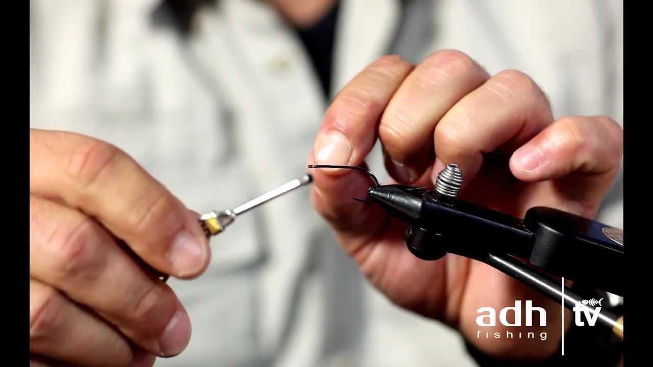 adh-fishing TV Bindevideo mit Tom Jansen einer Pattegrisen Meerforellenfliege