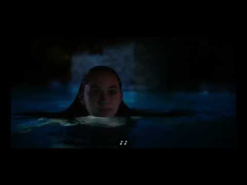 The Summer I Turned Pretty 2x03- Belly and Conrad Pool Scene
